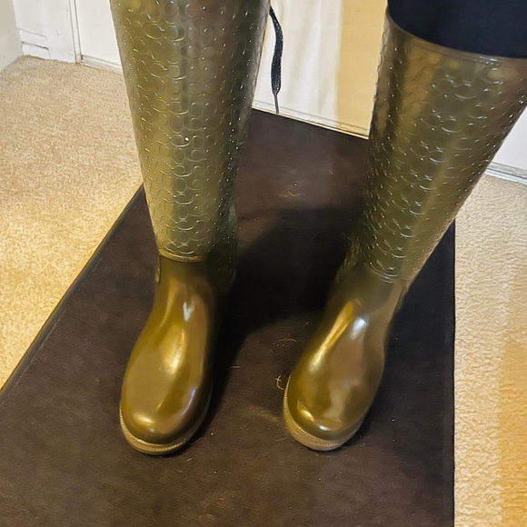 Coach Rainboot - Picture 8 of 11